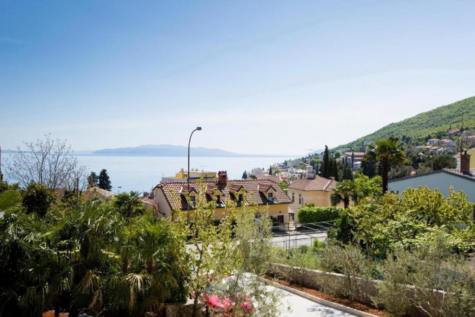 Apartmani Ve-Ro 1 Opatija Exterior photo